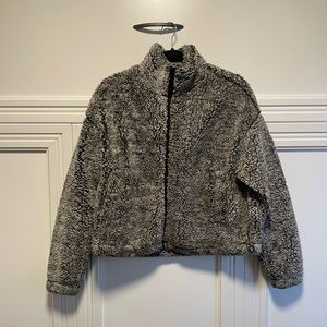Garage crop Sherpa zip up